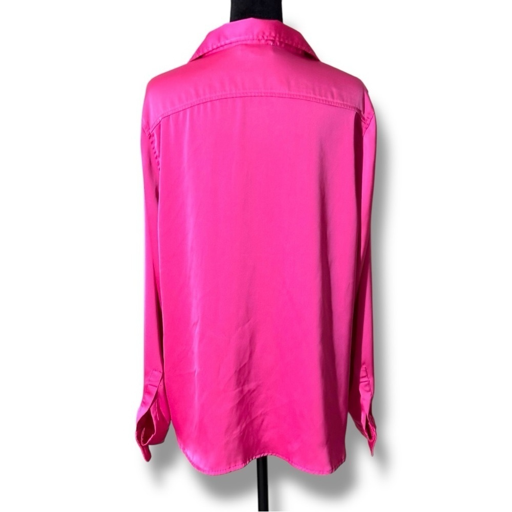 Blue Blossom Bright Pink Relaxed Button Down Shirt Long Cuffed Sleeve and Collar - Picture 6 of 14